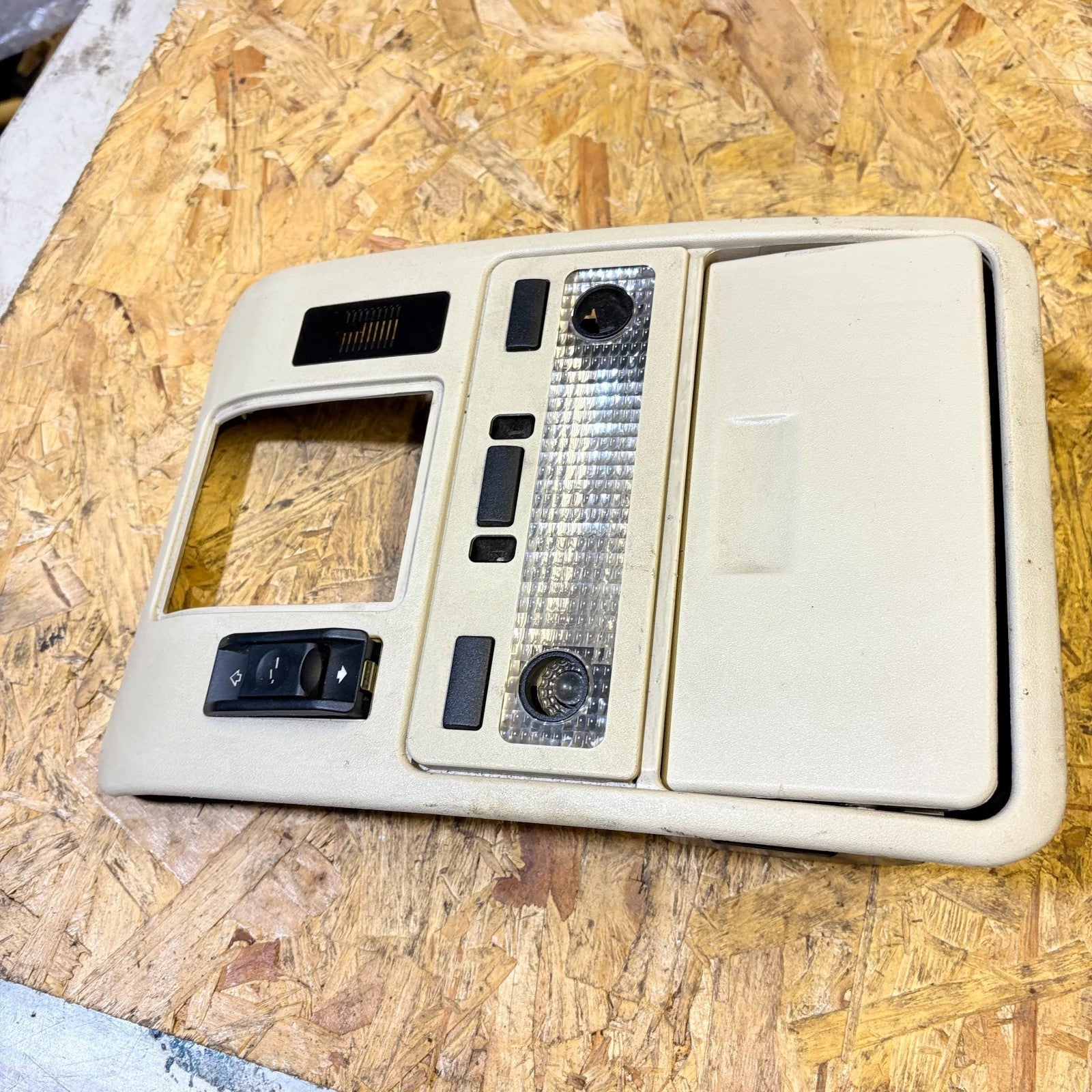 LAND ROVER RANGE ROVER L322 2003-2012 FRONT INTERIOR LIGHT CONSOLE 239358