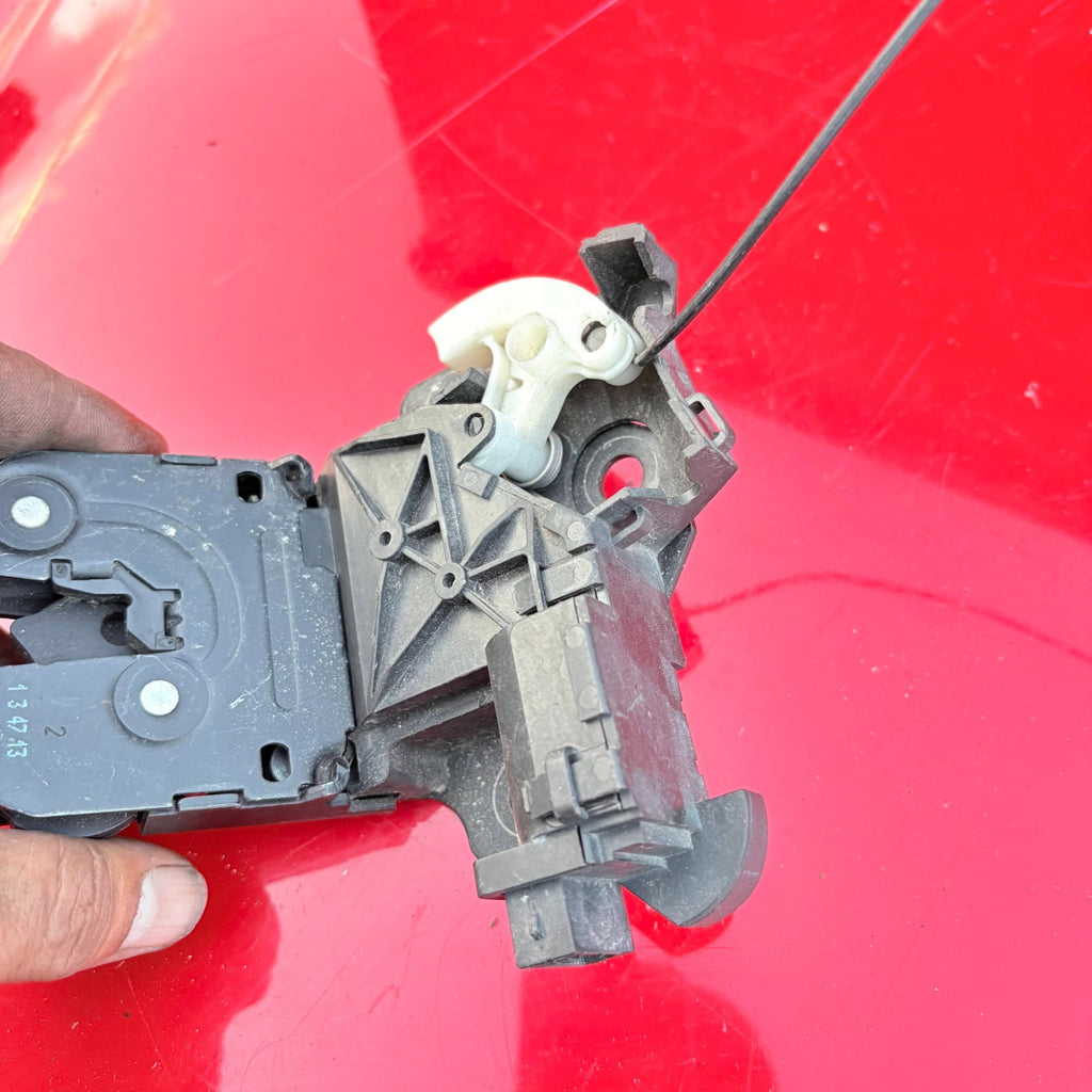 Audi TT/TTS 8J 2007-2014 Tailgate Boot Lid Lock Latch 8P4827505C