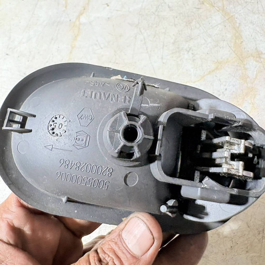 Renault Megane Scenic 2 mk2 right front interior door handle release 5005500006
