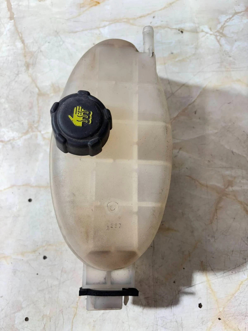 RENAULT PRIMASTAR COOLANT EXPANSION TANK 2.0L DIESEL 7700312900 MK3 2011