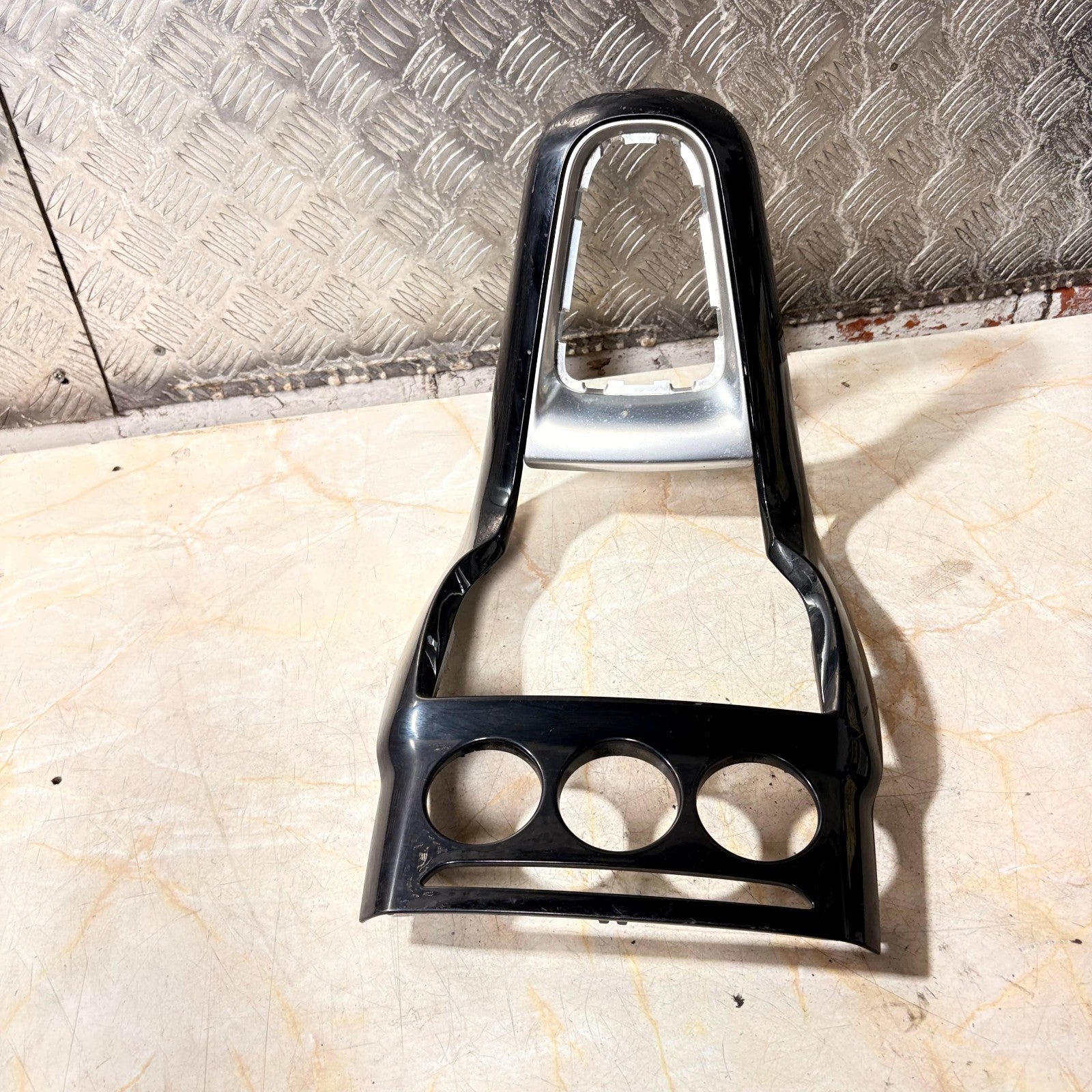 CITROEN DS3 2009-2016 GEAR STICK SURROUND TRIM PANEL 96870055