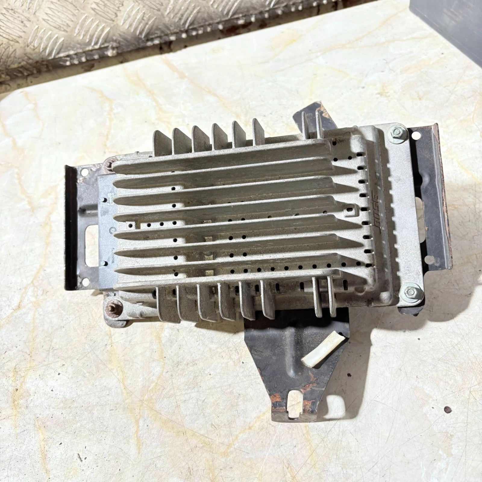 2003 - 2006 AUDI A4 CABRIOLET AMPLIFIER