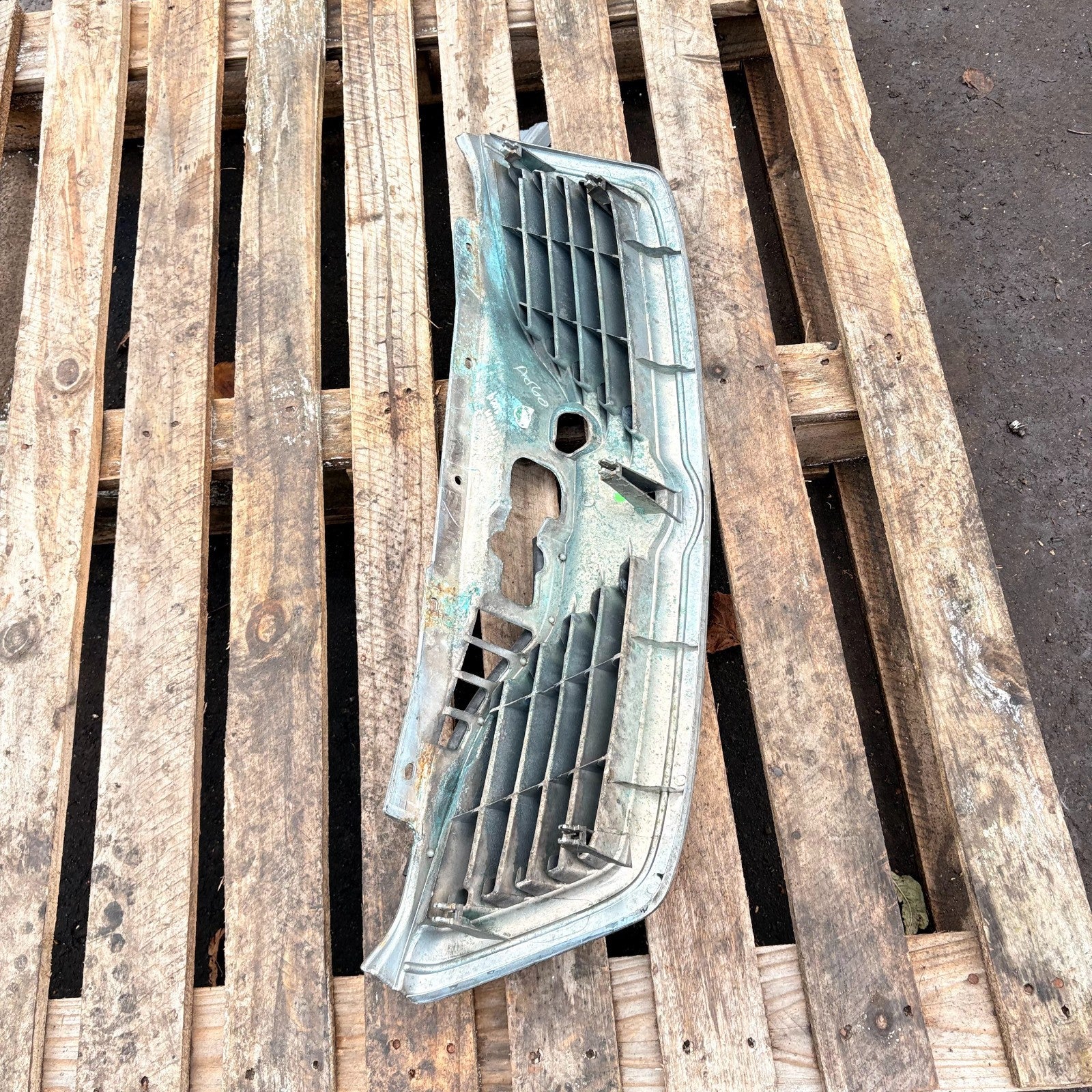 Front Grille For Proton 2009