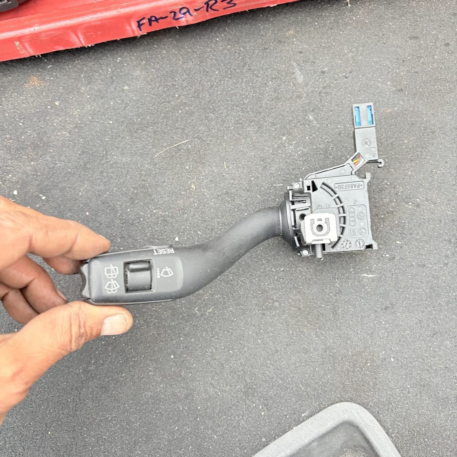 Audi A3 8P 2004-2008 Steering Column Wiper Stalk Switch 8P0953519A 8P0 953 519 A