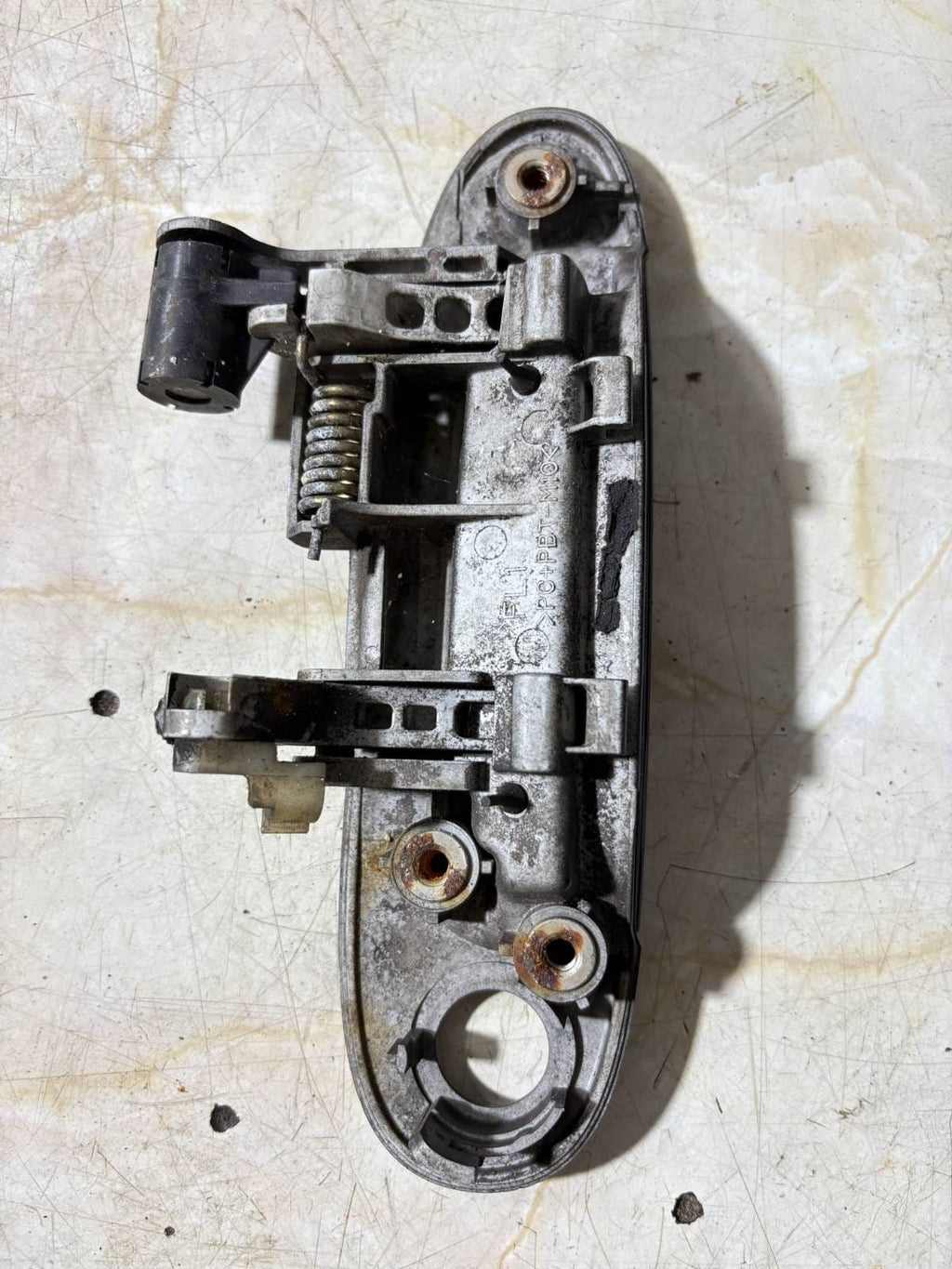 Toyota Yaris 99 NSF Left Front External Handle