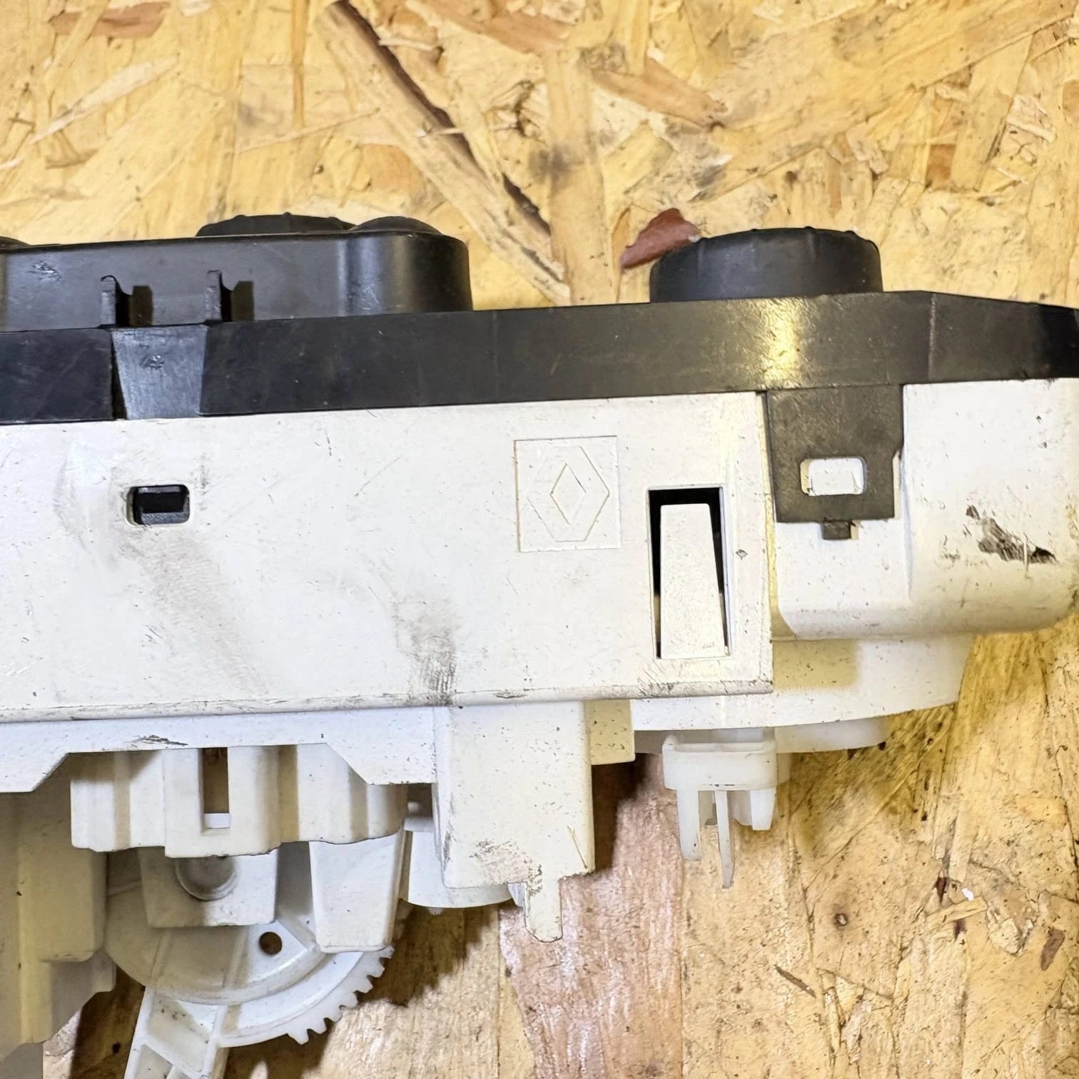RENAULT MEGANE MK2 HEATER CONTROL PANEL 69420001 C564