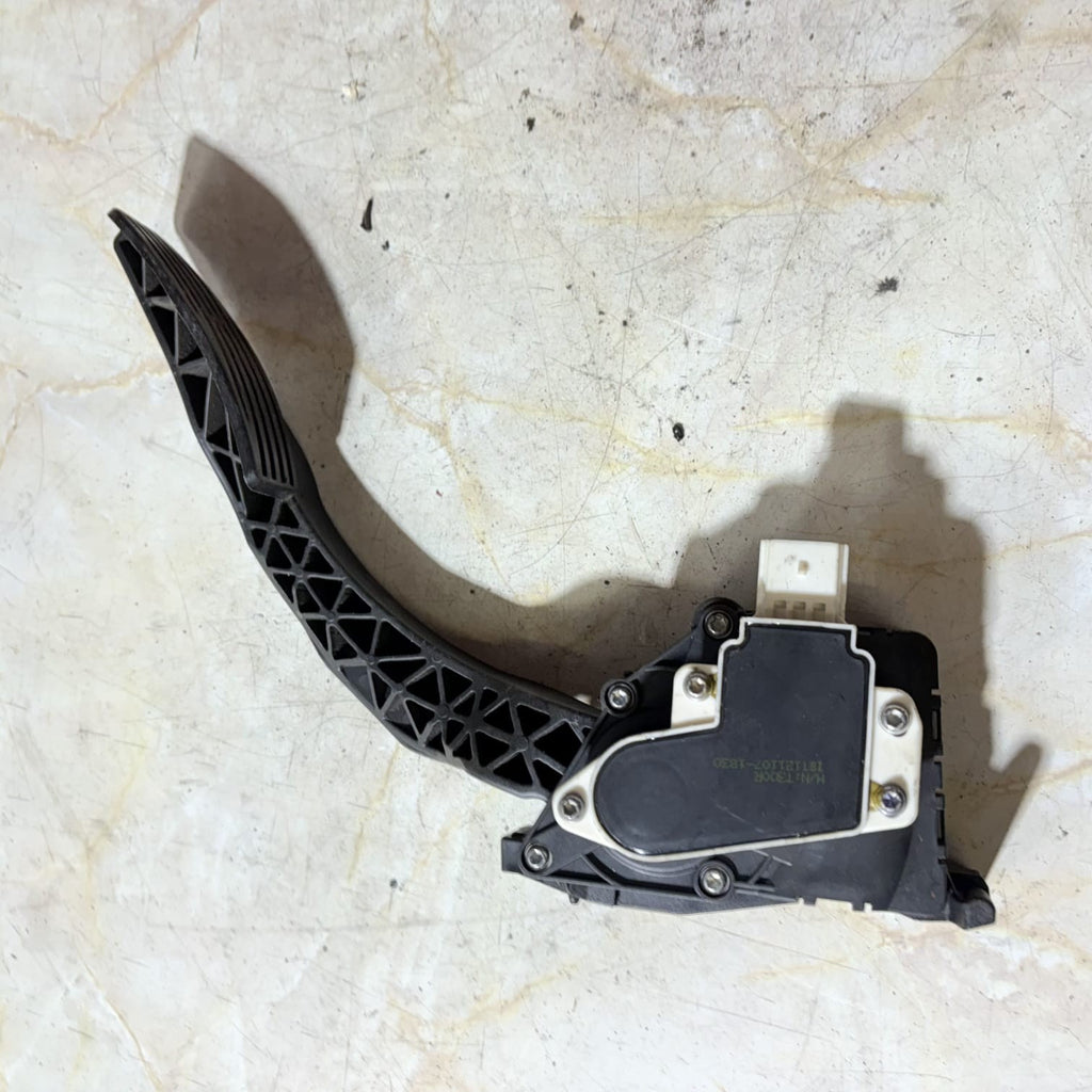Vauxhall Mokka Mokka X J13 2013-2019 RHD Accelerator Throttle Pedal 95087911
