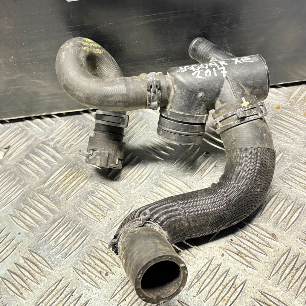 JAGUAR XE ENGINE THERMOSTAT HOUSING G4D3-5H370-AA 2017