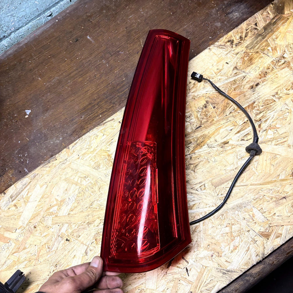 Kia Ceed SW Estate 2007-2012 Offside Rear Upper Tail Light 92404-1H3
