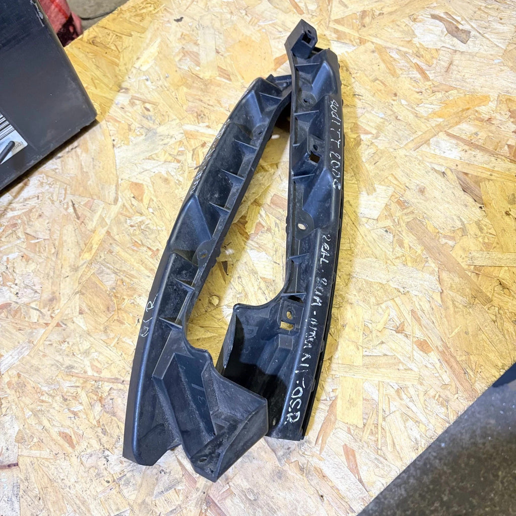 Audi TT 8J MK2 06-14 PAIR REAR BUMPER CLIPS MOUNTS LEFT+RIGHT SIDE