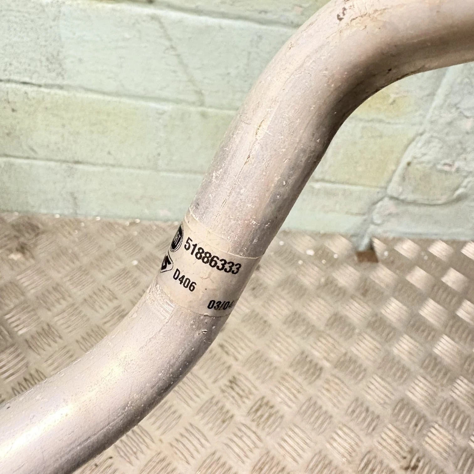 Ford KA Mk2 09-16 1.2 Petrol Air Conditioning Pipe 51886333 2000 Ac Pipe Aircon