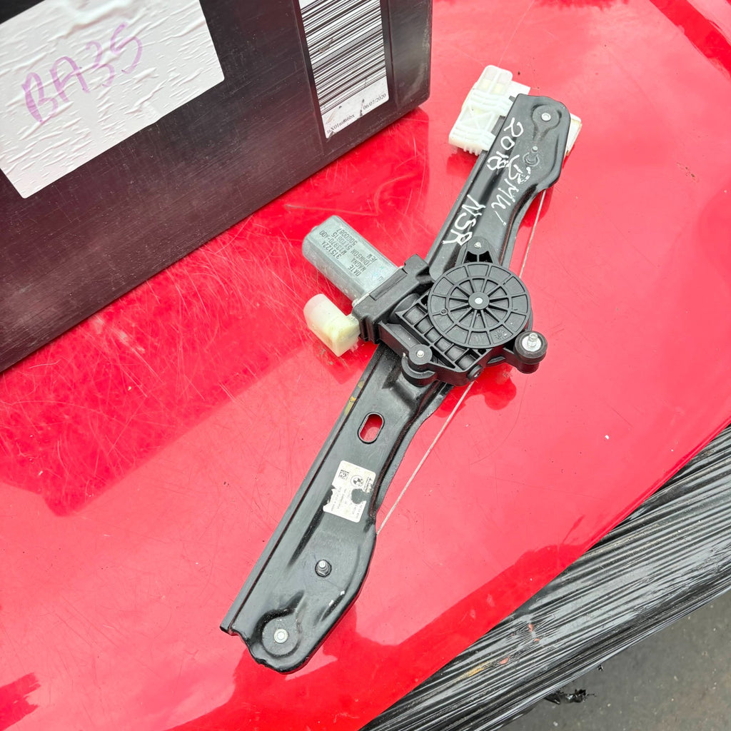 BMW 2012-2018 Passenger Rear Left Window Regulator With Motor M13970A00