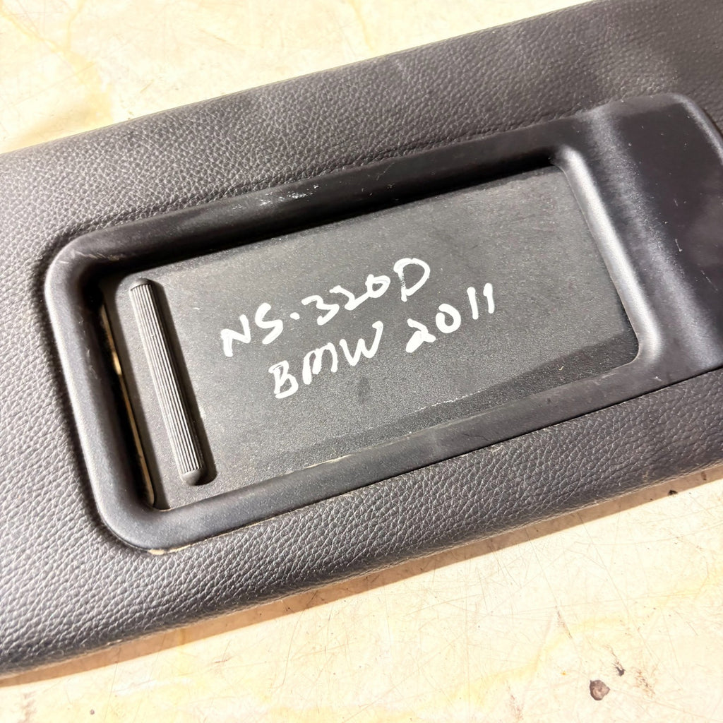 Sun Visor BMW E90 With Mirror Illuminated Left N/S Black 7139445