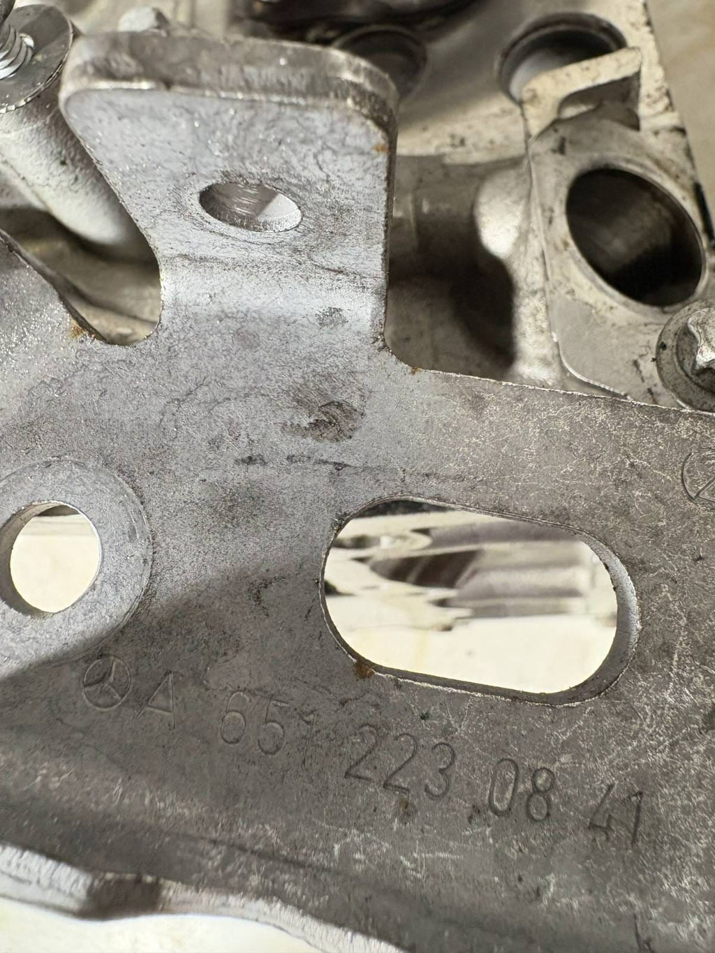 MERCEDES BENZ ML E class w212 ENGINE SUPPORT BRACKET A6512230841