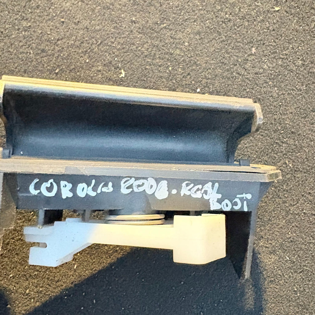 TOYOTA COROLLA 2003-2008 E120 REAR BOOT TAILGATE HANDLE OPENER MECHANISM
