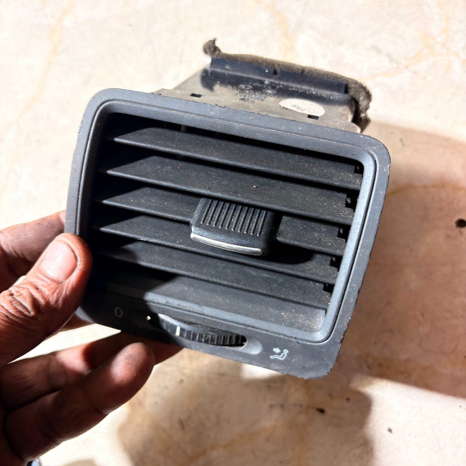 VW Golf GT 2007 Driver Right Front Side Dashboard Air Vent