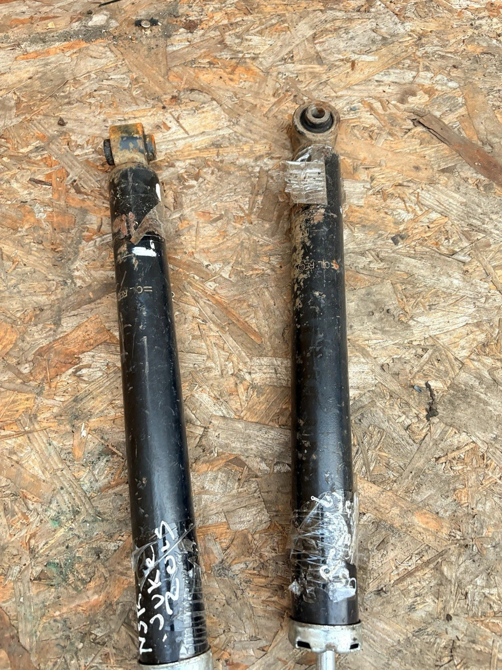 Nissan Juke Acenta 2010-2020 Rear Shockers Pair J44