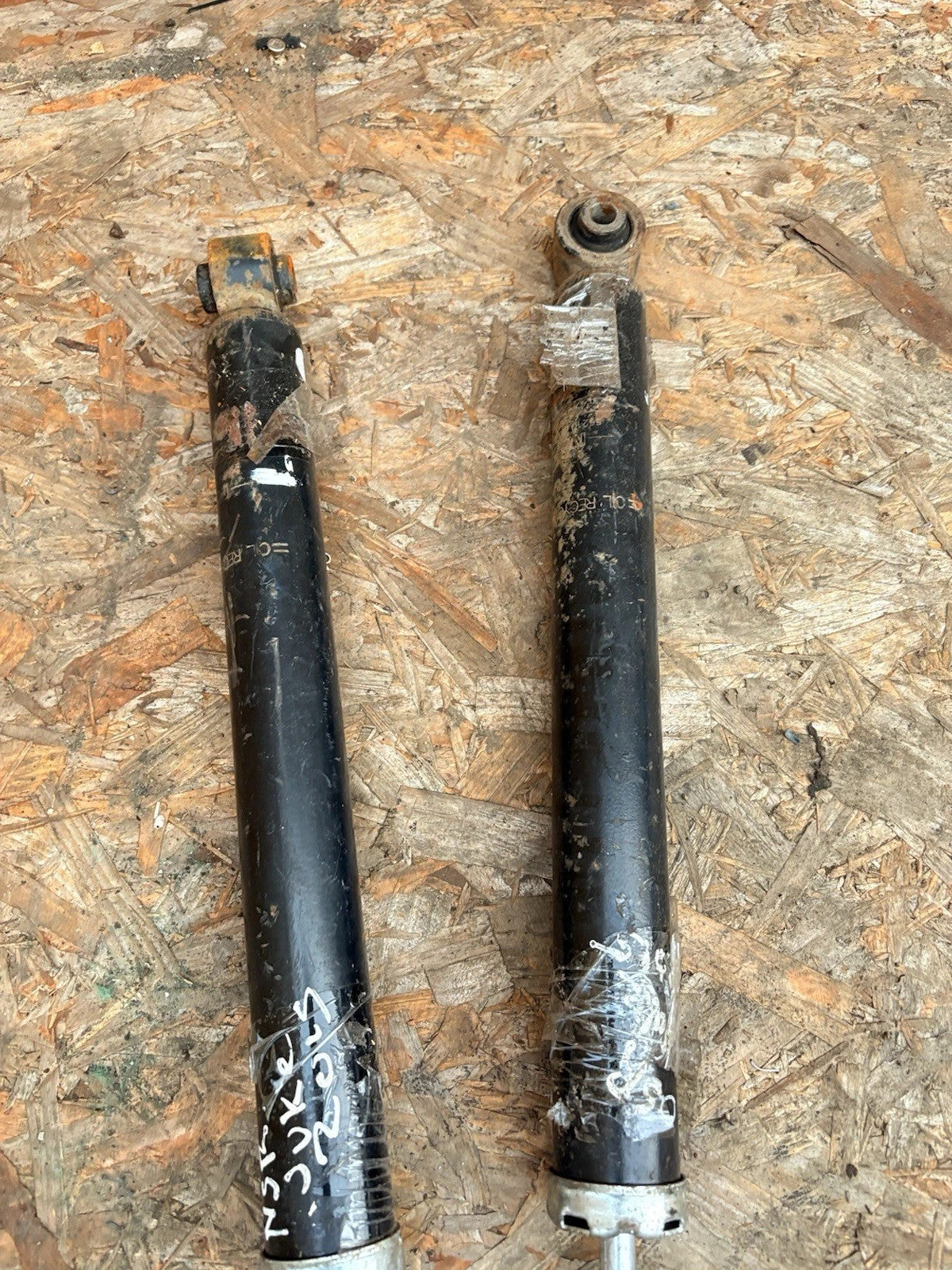 Nissan Juke Acenta 2010-2020 Rear Shockers Pair J44