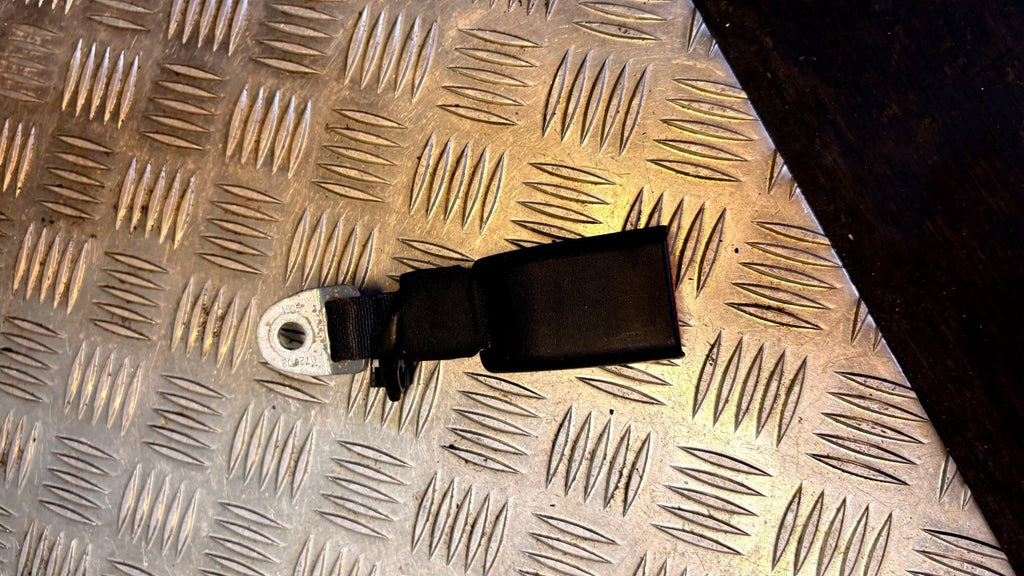 Citroen C1 Right Offside Rear Seat Belt Stalk Buckle 2014-2022