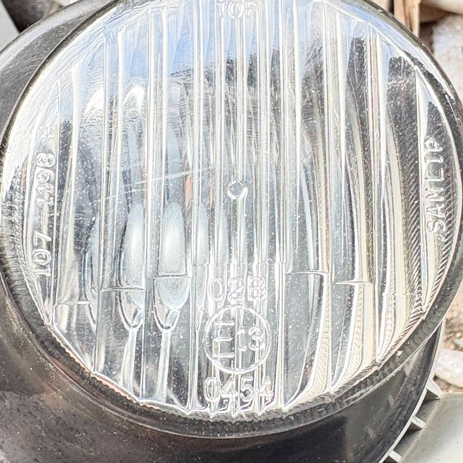 Suzuki Ignis 2005/Left Front Headlight/1071198R