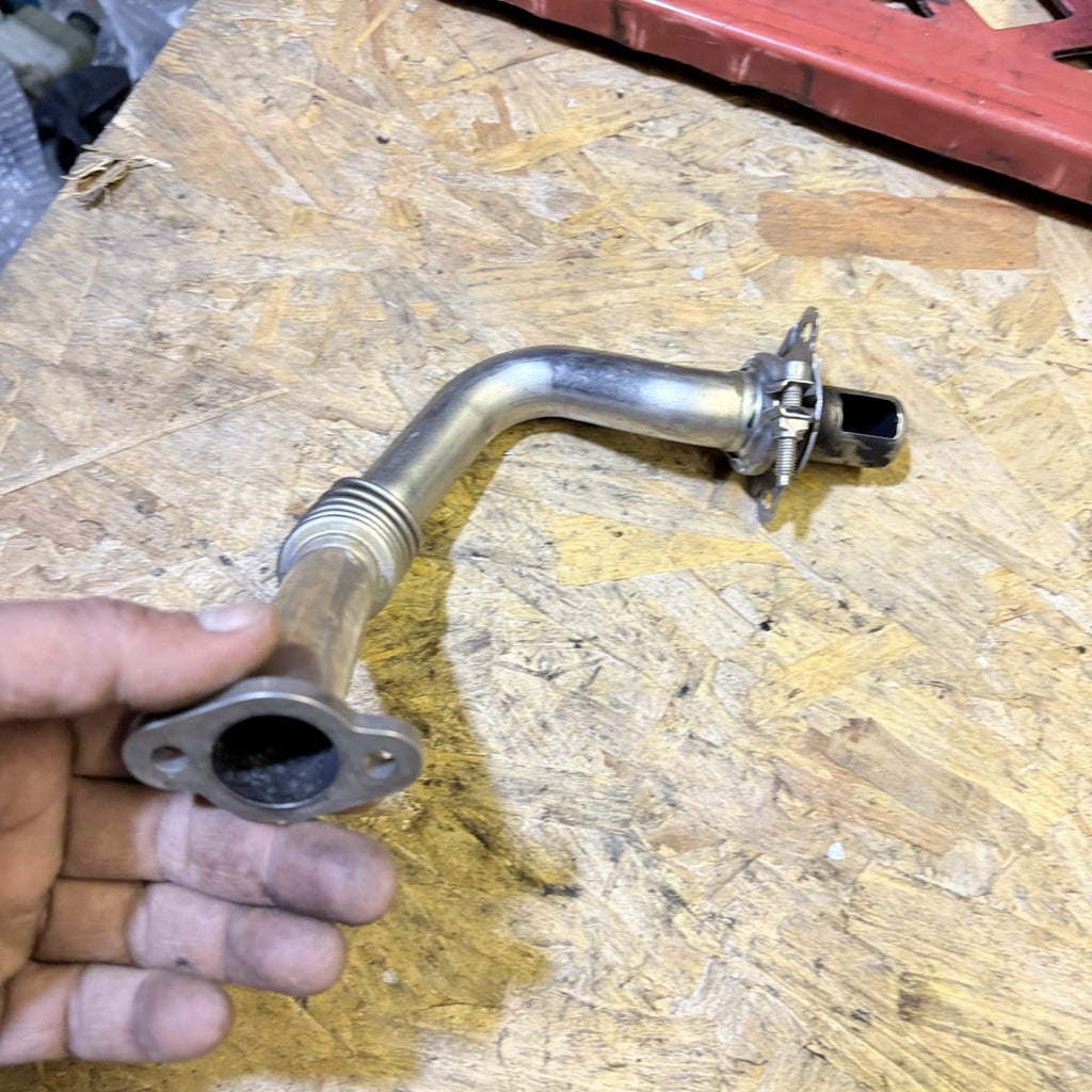 SKODA OCTAVIA MK2 1.6 TDI ENGINE CAY EGR COOLER CONNECTING PIPE