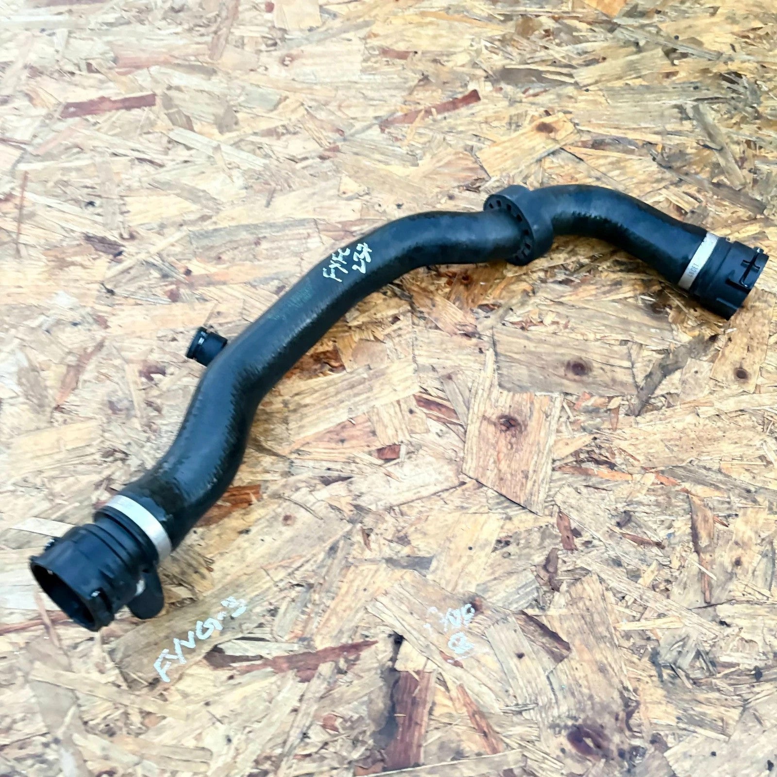 BMW X5 E53 2000?2006 Engine Coolant Radiator Pipe Hose 10305924