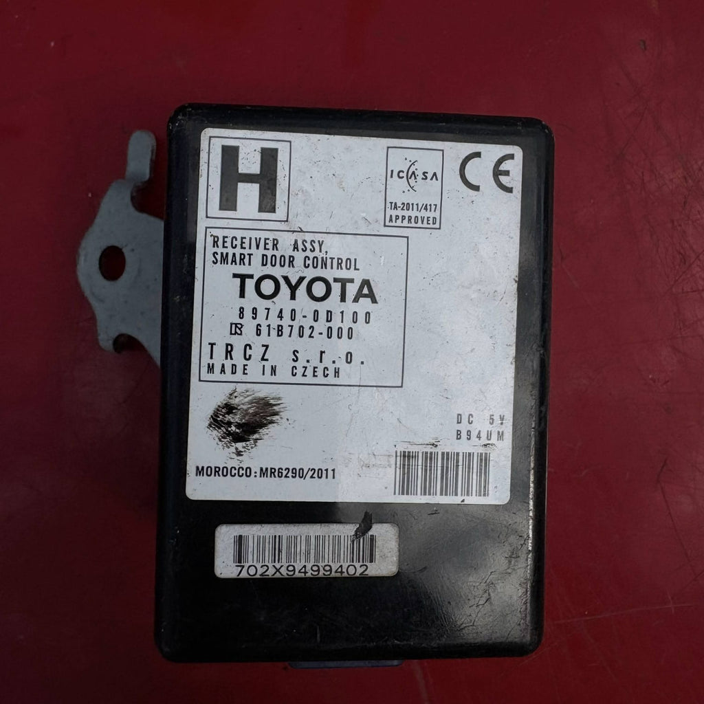 Toyota Yaris XP130 Smart Door Control Receiver ECU 89740-0D100 2012-2017