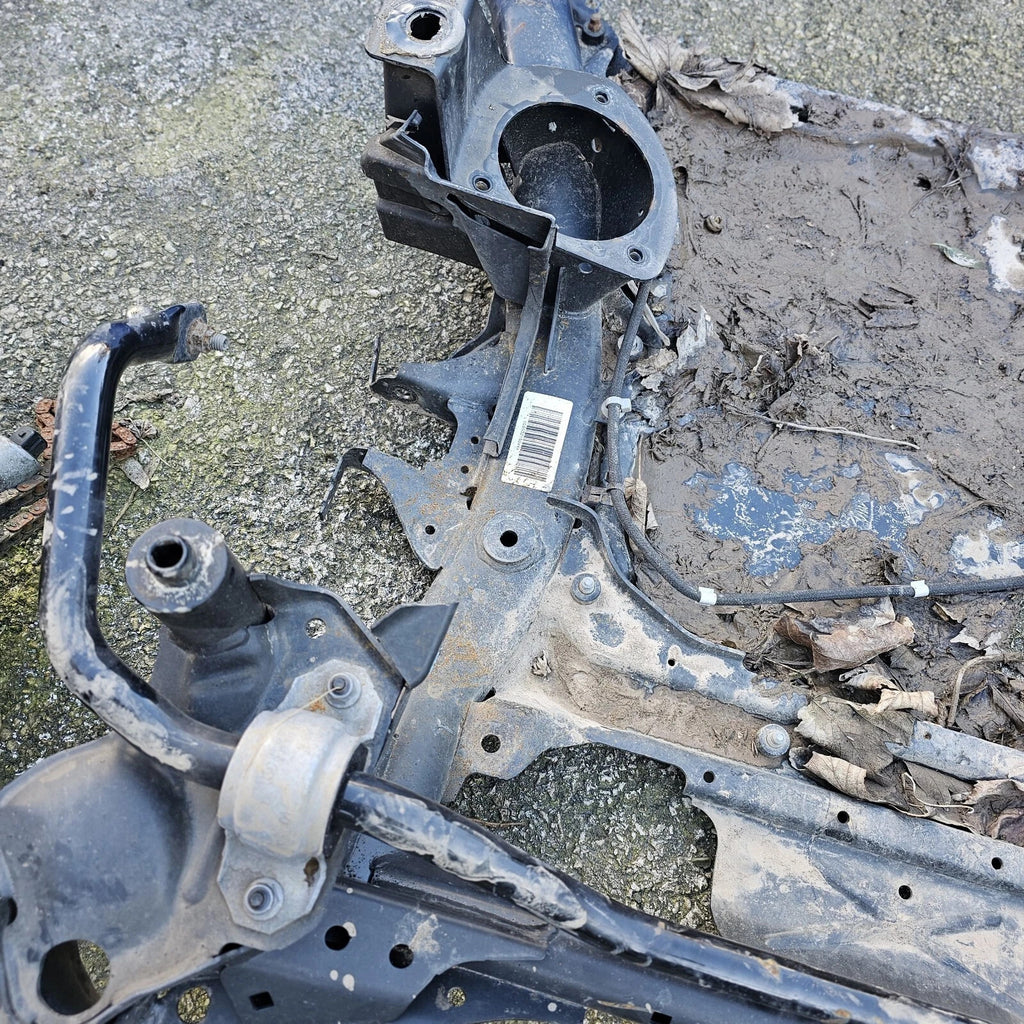16- 19 BMW 4 SERIES 435D FRONT SUBFRAME 6860952 03 6792138-01