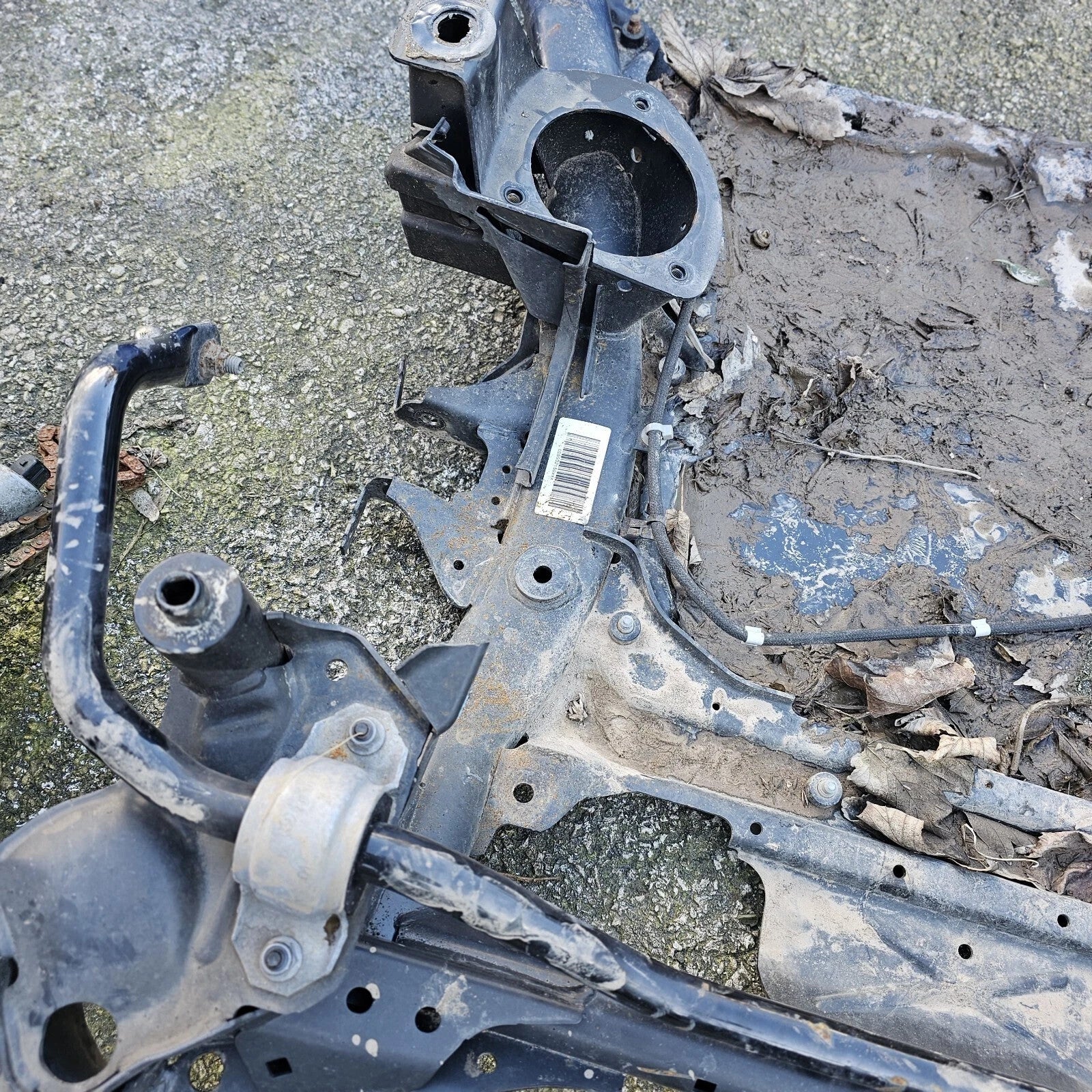 16- 19 BMW 4 SERIES 435D FRONT SUBFRAME 6860952 03 6792138-01
