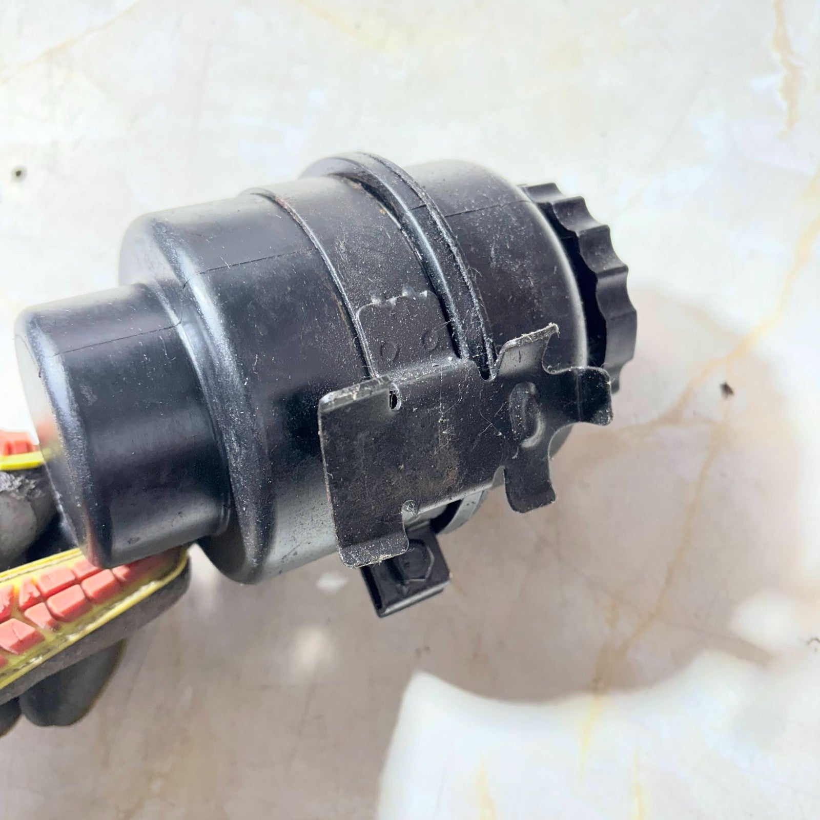 2013-2018 MG3 1.5 POWER STEERING BOTTLE TANK