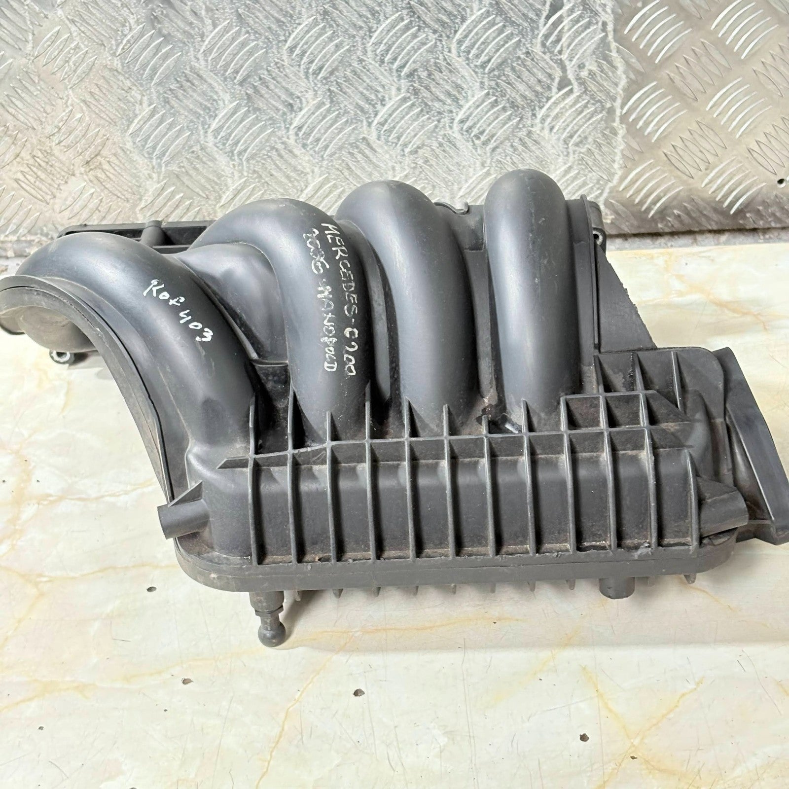 Mercedes C-Class W202 2.2 CDI Intake Manifold A6110901737 1997-2000 C200/C220