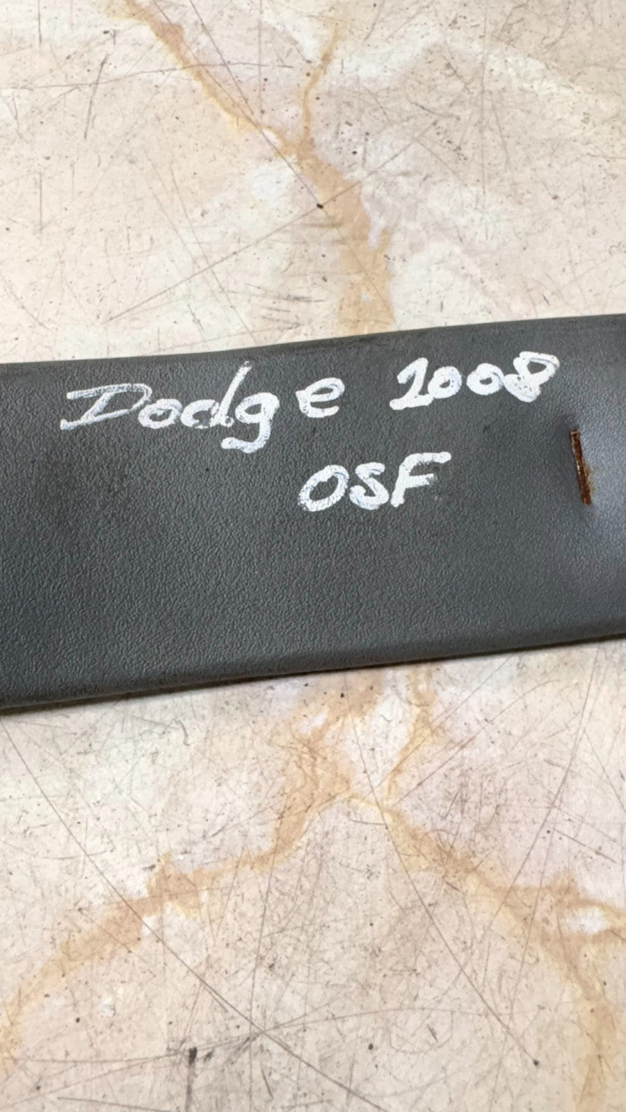 Dodge Caliber Right Driver Offside Front Seat Belt Stalk Buckle 2008 79057072