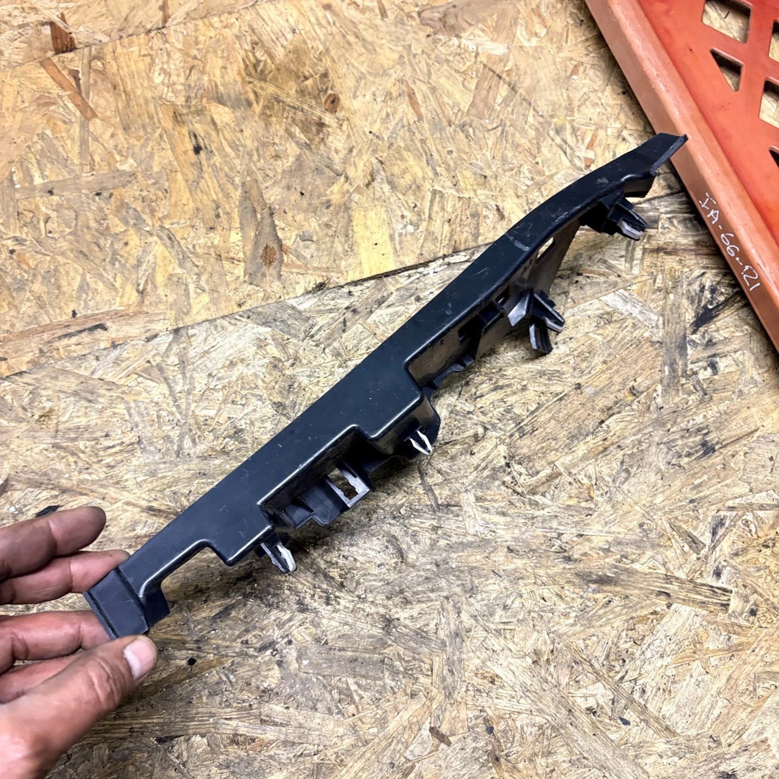 Ford Fiesta MK8 2017-2023 Driver Side Dash Trim Bracket RHD H1BB-A044C60-BFW