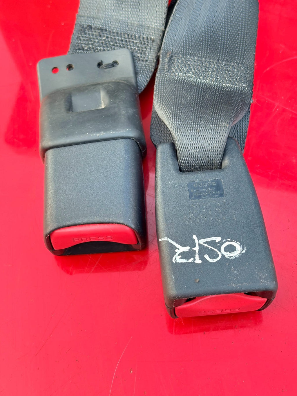 Mazda 2 Rear Right Seat Belt Buckle Stalk T20155B (DE) 2007-2014