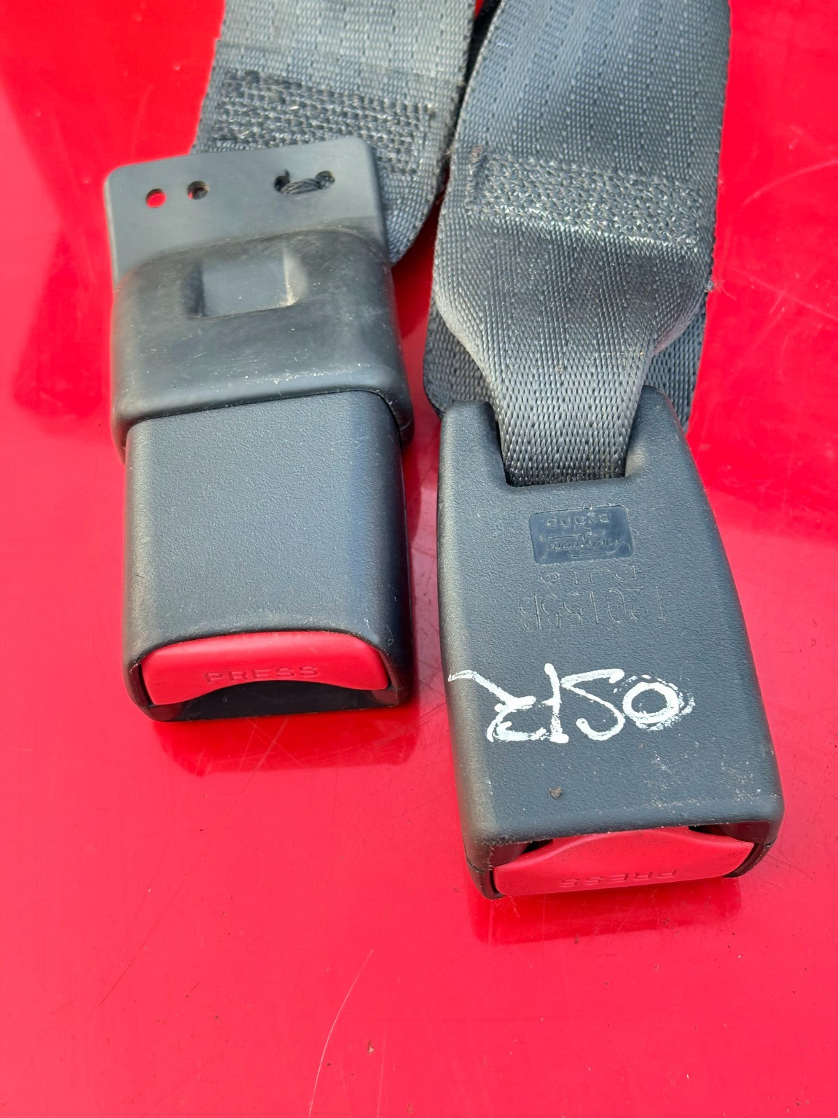 Mazda 2 Rear Right Seat Belt Buckle Stalk T20155B (DE) 2007-2014