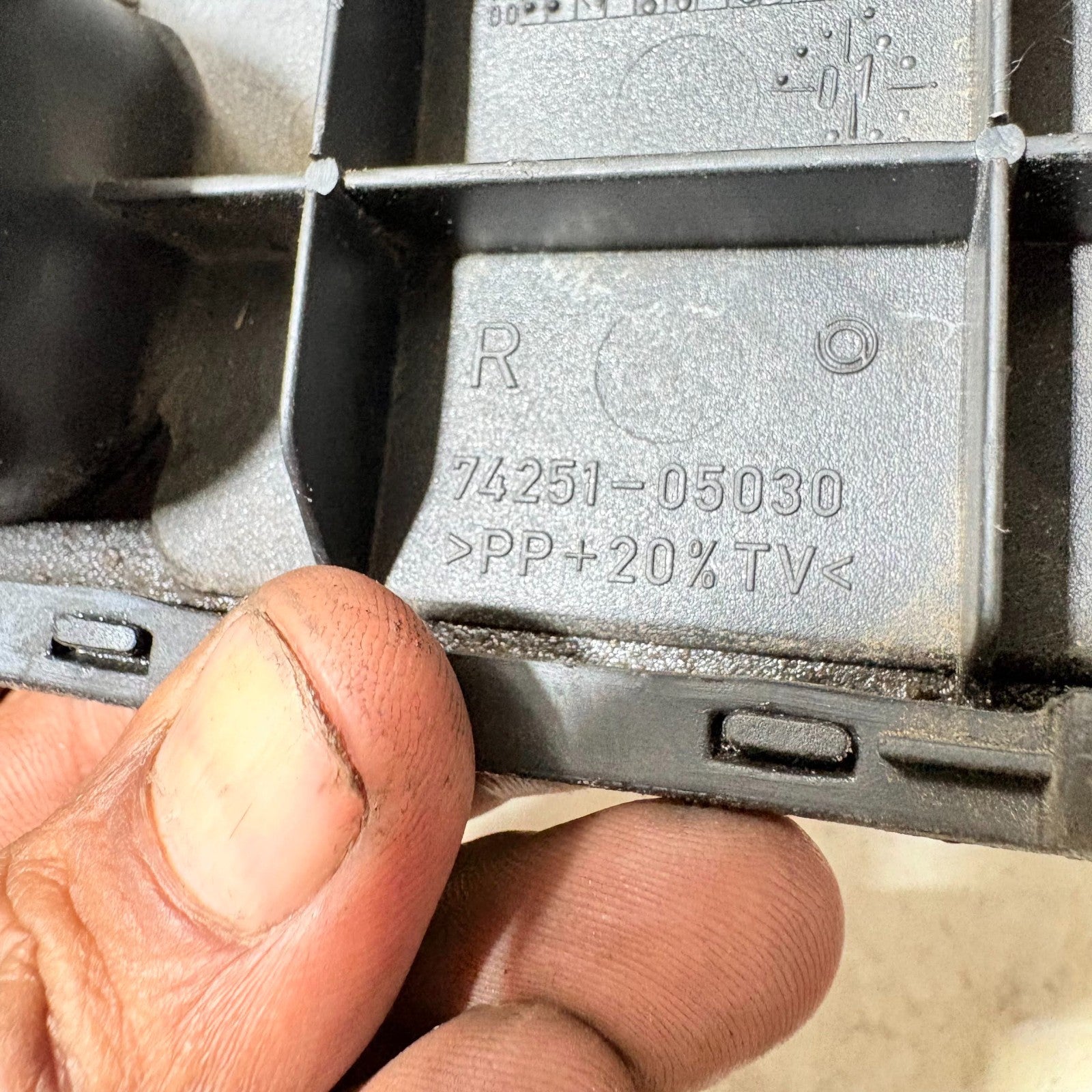1997-2003 TOYOTA AVENSIS WINDOW SWITCH CONTROL 74251-05030