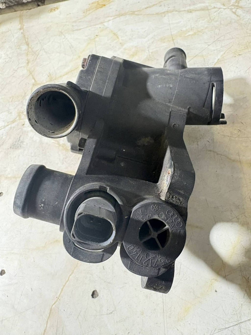THERMOSTAT HOUSING (Aluminum) VW Volkswagen 3571211402