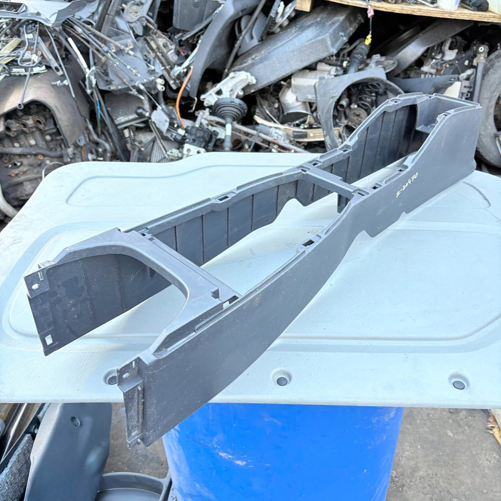 Suzuki SX4 Mk1 2006-2014 5 Door Hatch Centre Console Trim Surround 75811-80J0