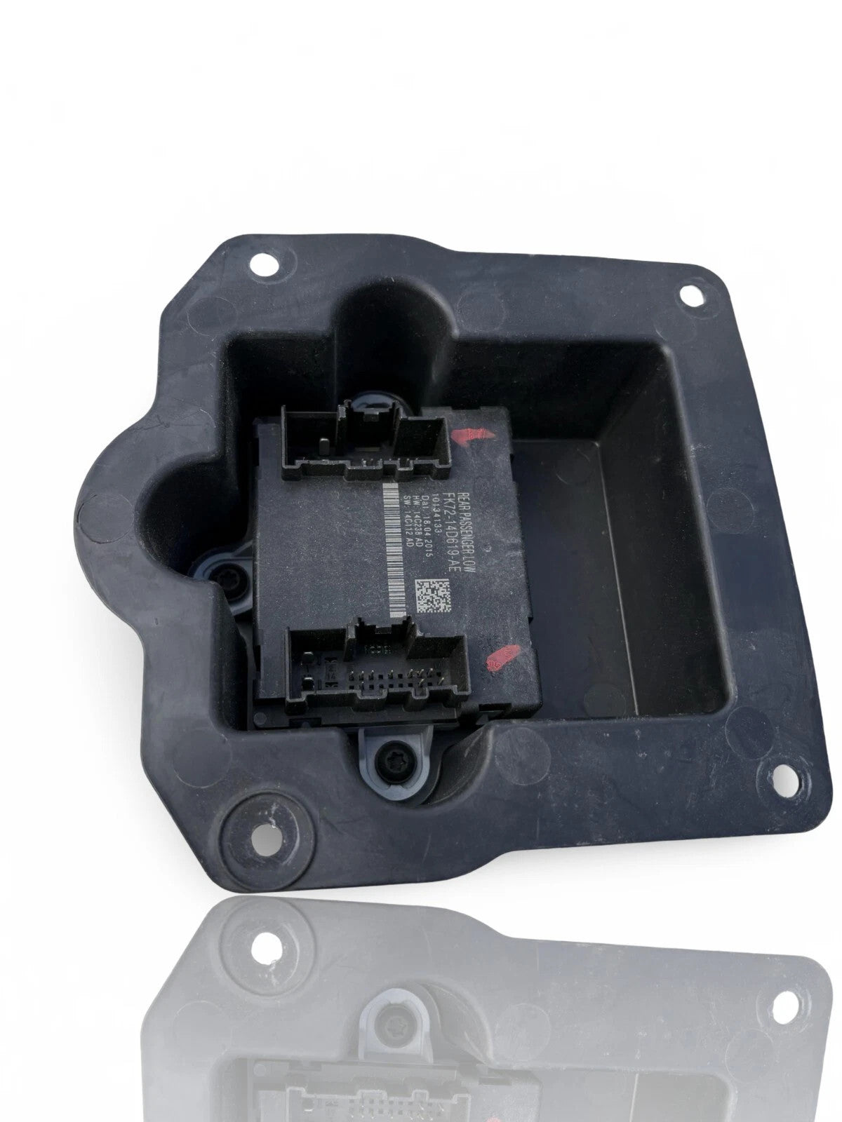 2015 JAGUAR XE X760 REAR DOOR CONTROL MODULE RIGHT PASSENGER SIDE GJ32-14D620-BA