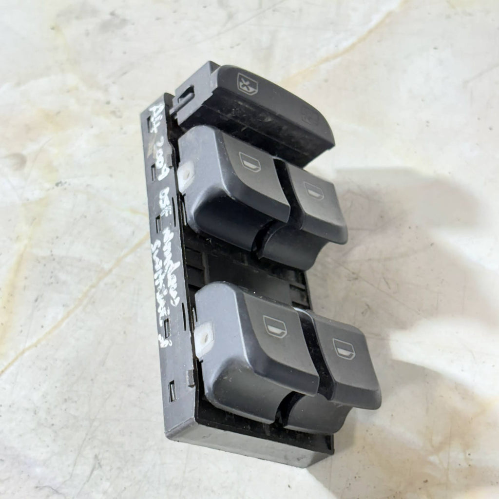 8K0959851 0 MASTERWINDOWCONTROLSWITCH BUTTONSDRIVER SIDE FOR AUDI A4B8 A5Q5 2009