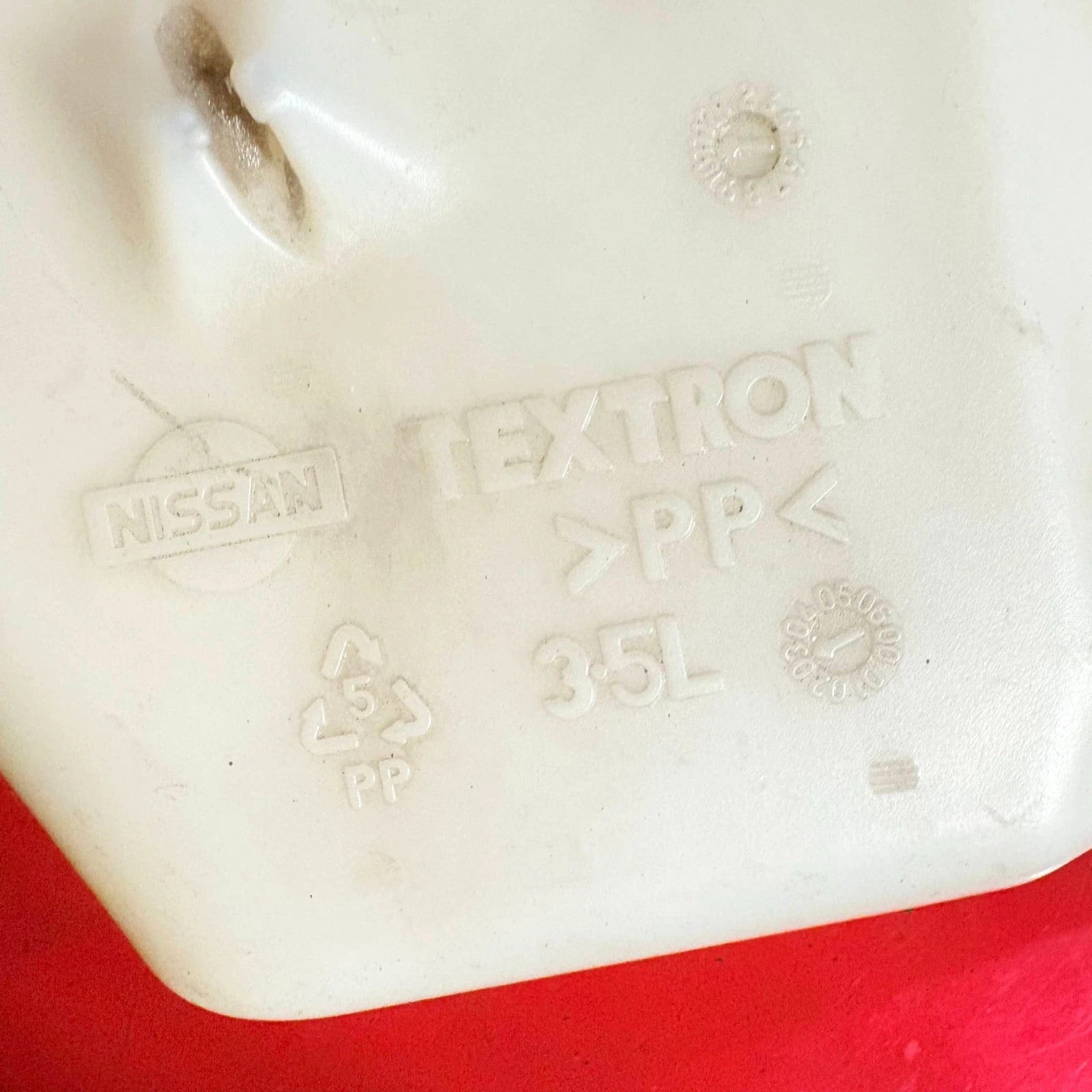 NISSAN PRIMERA MK3 WASHER BOTTLE NO CAP 28910AU400 2001-2008
