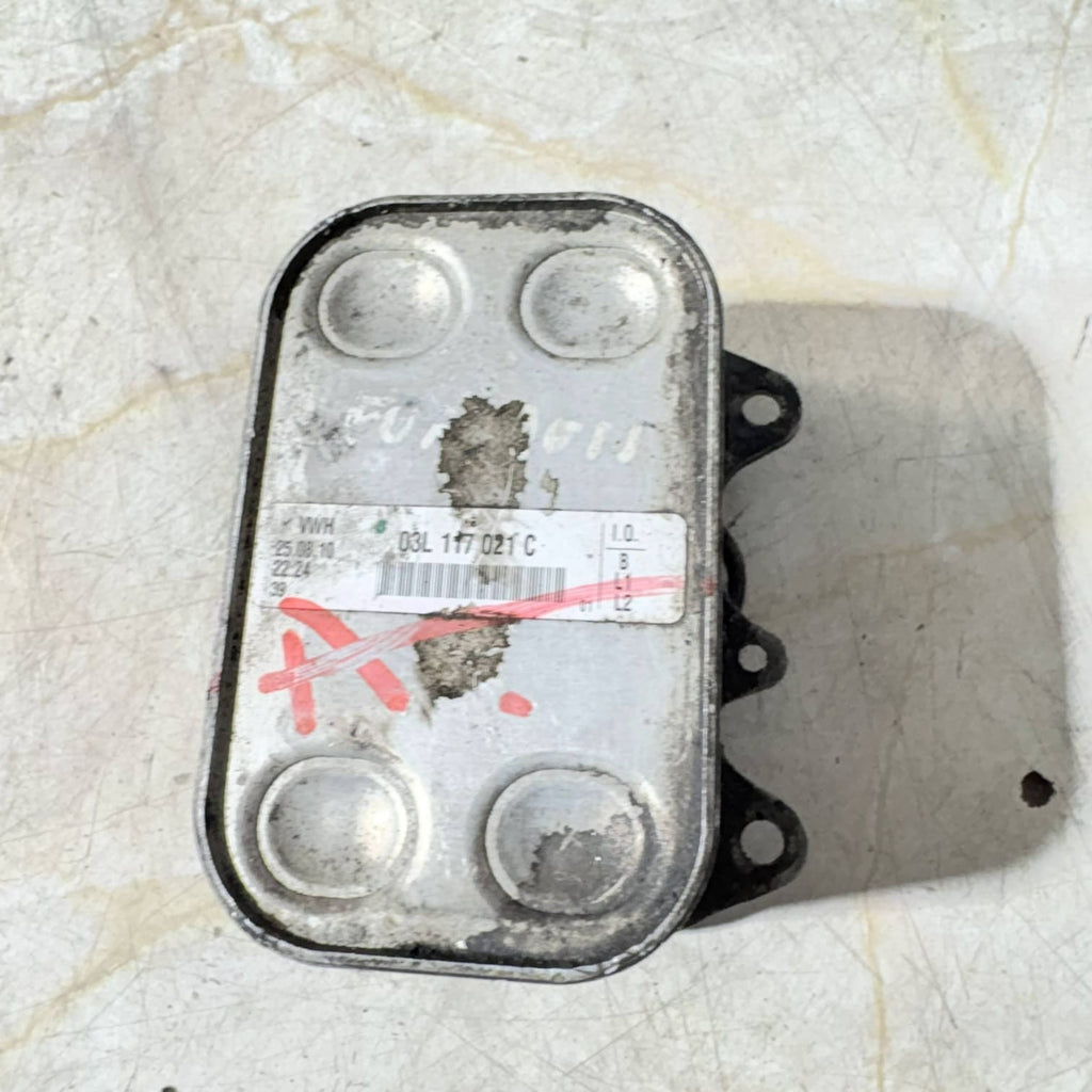 VOLKSWAGEN TOURAN OIL COOLER 03L117021C 2011 DIESEL