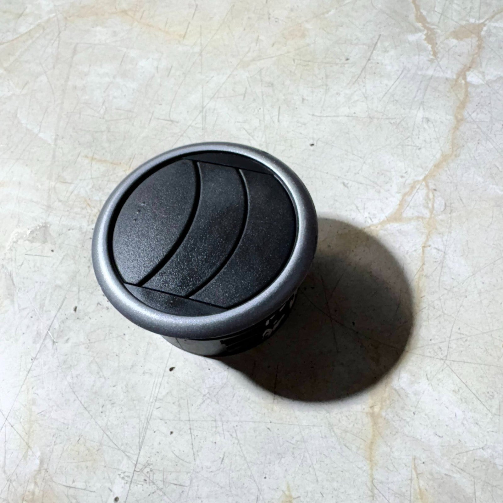 SUZUKI SWIFT 2004-2010 DASHBOARD AIR VENT FRONT LEFT SIDE 73630-62J10