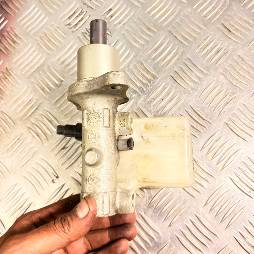 FORD FOCUS C-MAX 2005 BRAKE MASTER CYLINDER 033508-86401