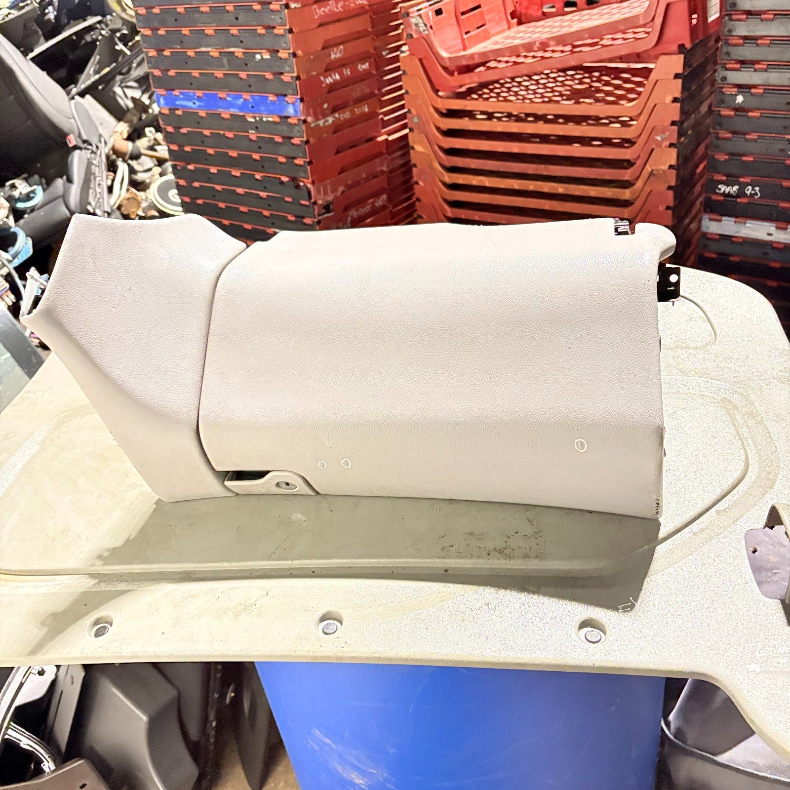 2003 MERCEDES BENZ C CLASS GLOVEBOX