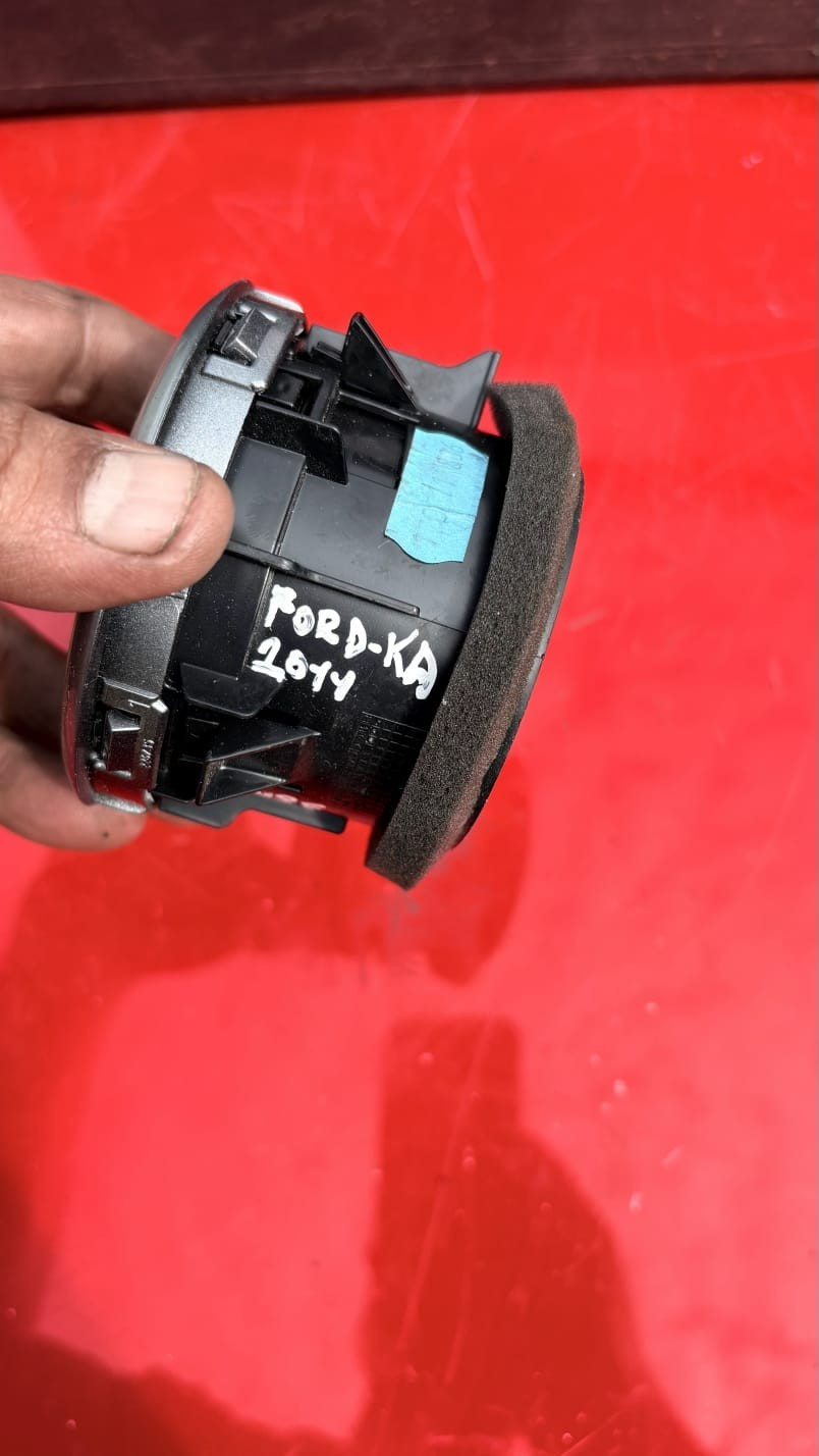 Ford Ka Mk2 2009-2016 NSF Passenger Side Dashboard Air Vent