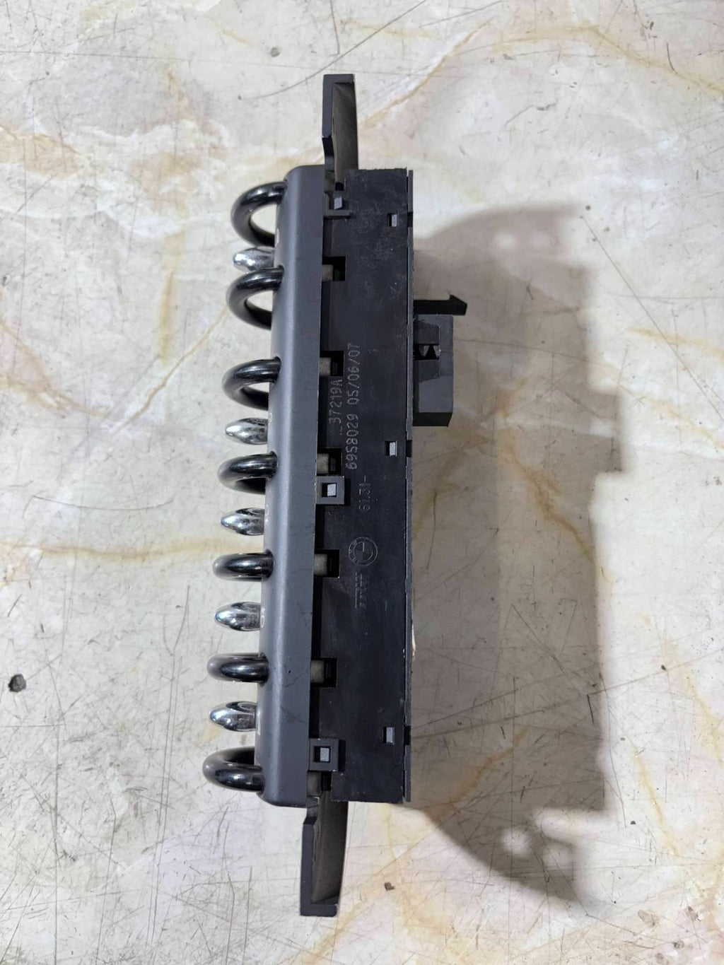 BMW MINI COOPER R50 2005 WINDOW FOG LIGHT DOOR LOCK SWITCH ASSEMBLY 6958029