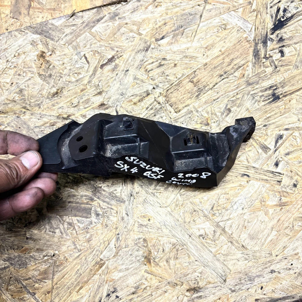 Suzuki SX4 2008-2014 5dr OSF/RH Front Bumper Wing Bracket Holder 71731-55LA0