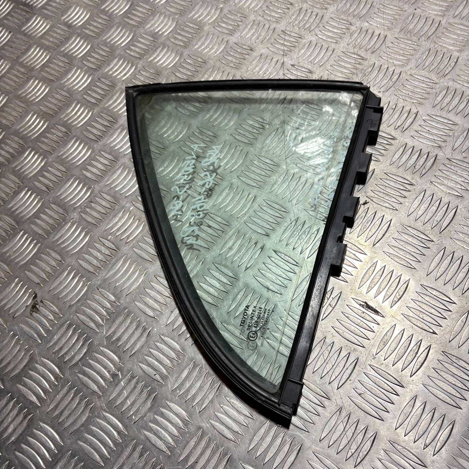 Toyota Avensis Mk2 2003-2009 Left Rear Quarter Glass Window Hatchback 5Dr