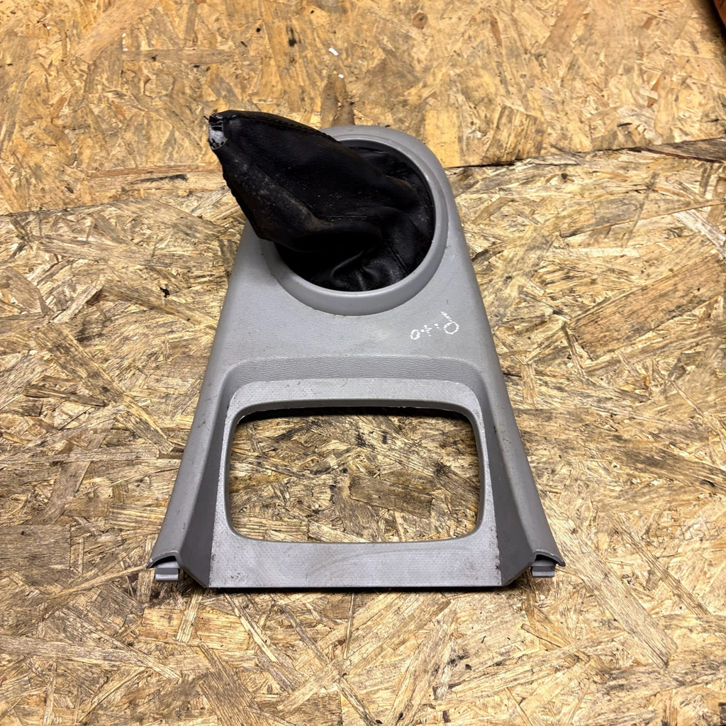 Nissan Pixo 2009-2014 Gear Stick Surround Trim Panel Centre Console 75860-68K0